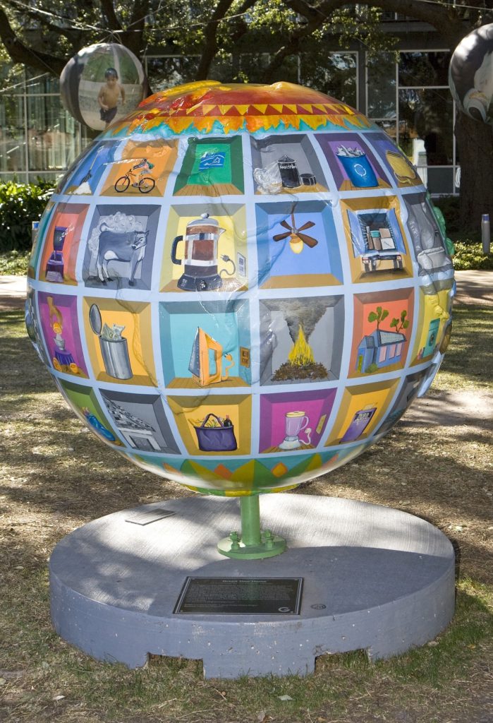 Green Your Home: Loteria Global (Global Bingo) by Luz Maria Castillo. Cool Globes