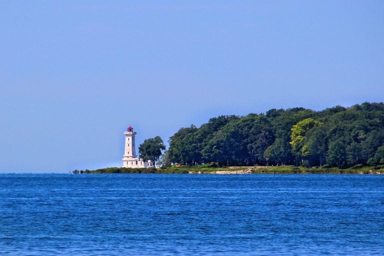 What Are The Wave Conditions On Lake Erie Today